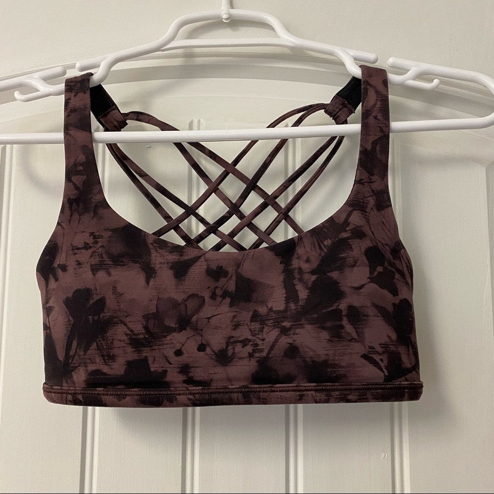 Lululemon Free to Be Bra Size 2